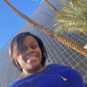 Meet your Posher, Latrice